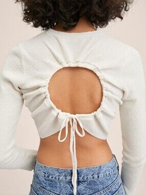 Mango XL Tie Back Cutout Long Sleeve Knit Crop Top - Cream